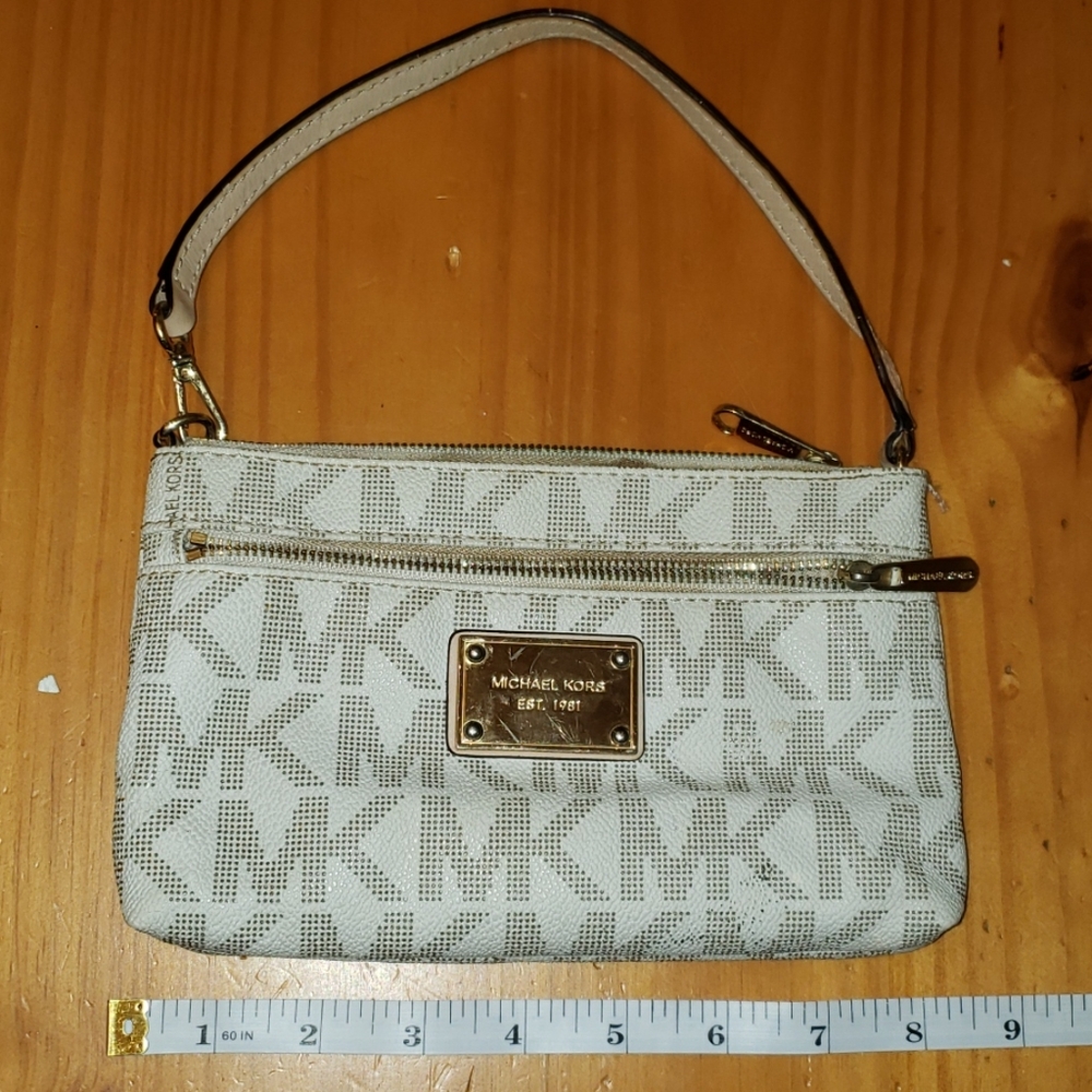 ⭐SALE⭐Michael Kors Mini Bag